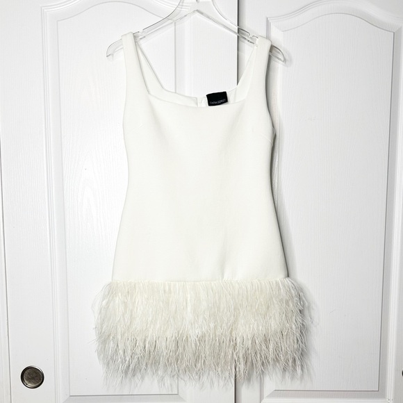 CYNTHIA ROWLEY - Bonded Feather Dress - White - Size Medium / Large* - Picture 4 of 10